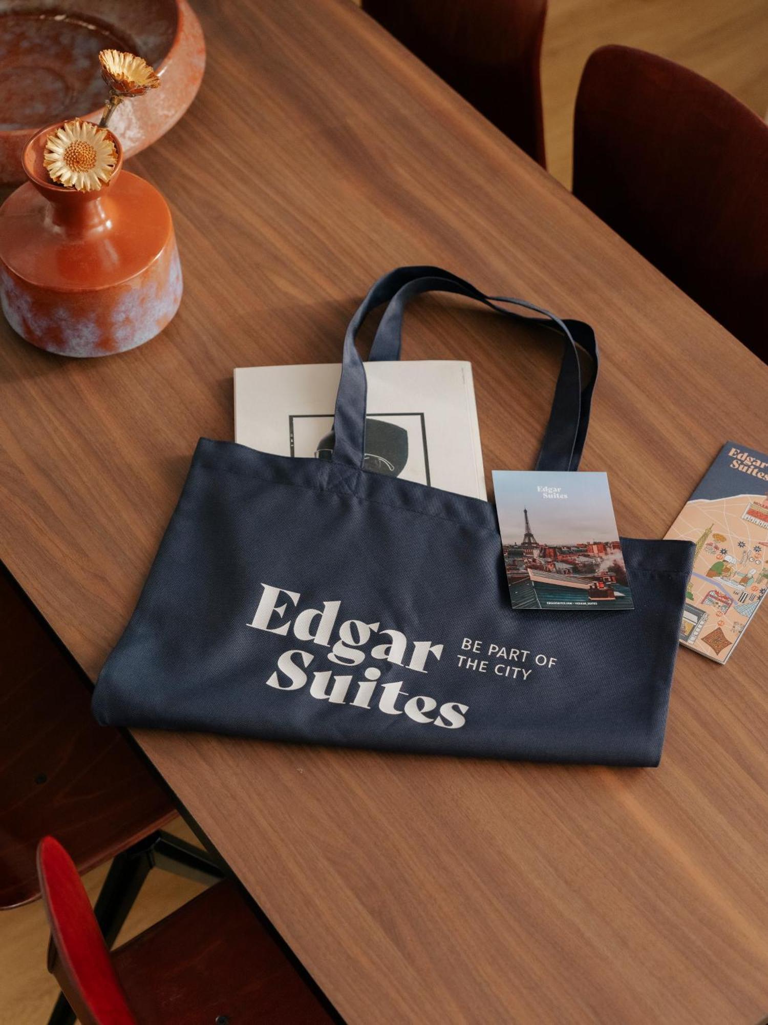 Edgar Hameau - Porte De Versailles * Paris